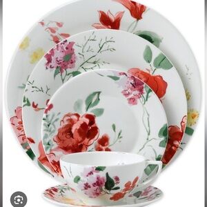 Wedgwood Jasper Conran floral tea cup